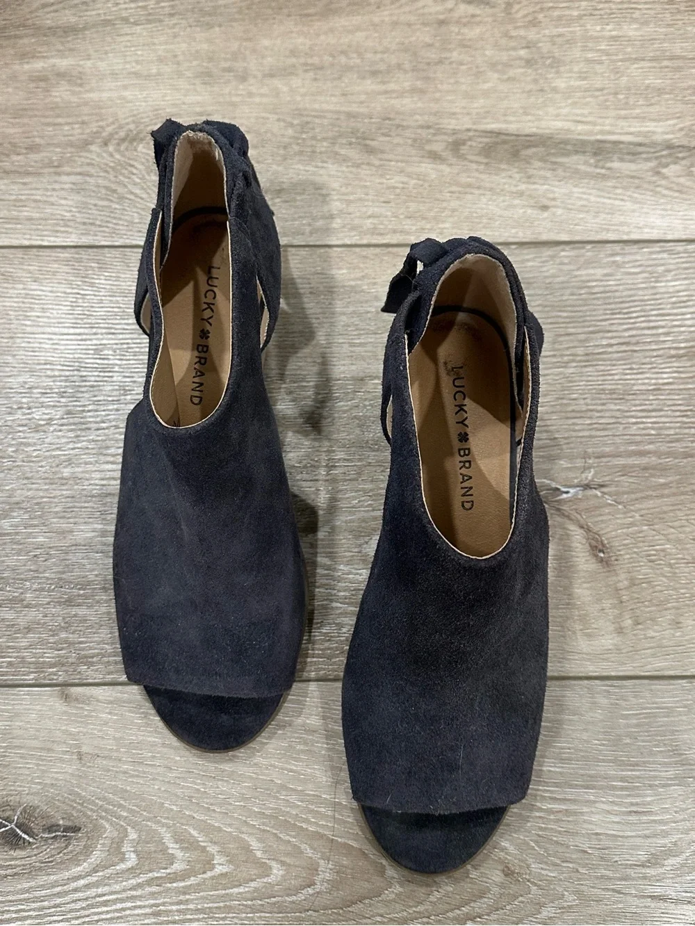Lucky Brand Women's Open-Toe Suede Heeled Sandals — Gray